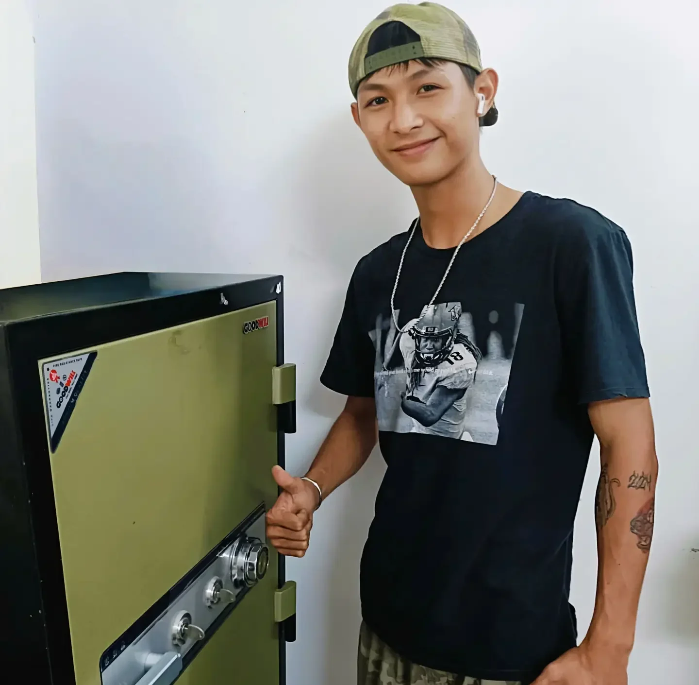 mở khóa két sắt